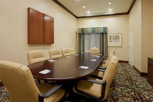 фото отеля Staybridge Suites San Antonio Sea World