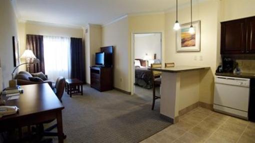 фото отеля Staybridge Suites San Antonio Sea World