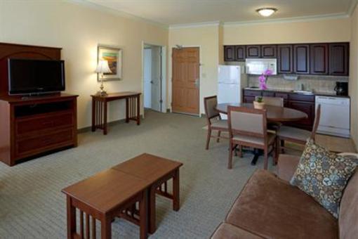 фото отеля Staybridge Suites San Antonio Sea World