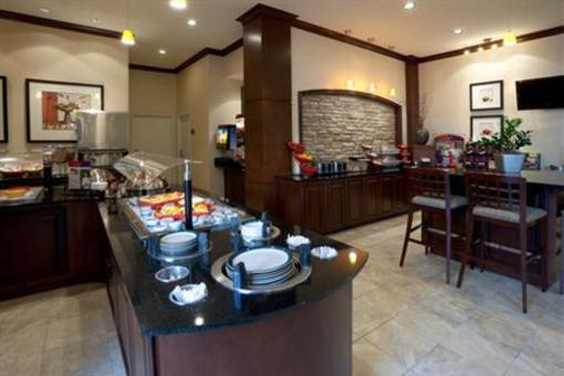 фото отеля Staybridge Suites San Antonio Sea World