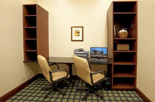 фото отеля Staybridge Suites San Antonio Sea World