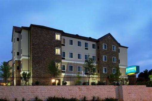 фото отеля Staybridge Suites San Antonio Sea World