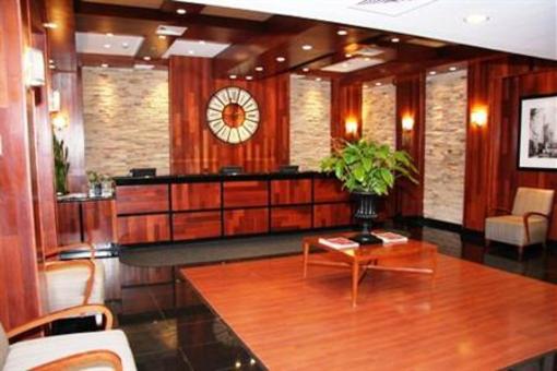 фото отеля Crowne Plaza Newark Airport