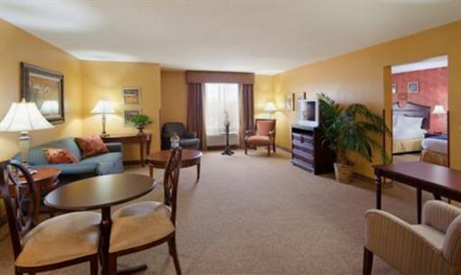 фото отеля Holiday Inn Express Swansea (Massachusetts)