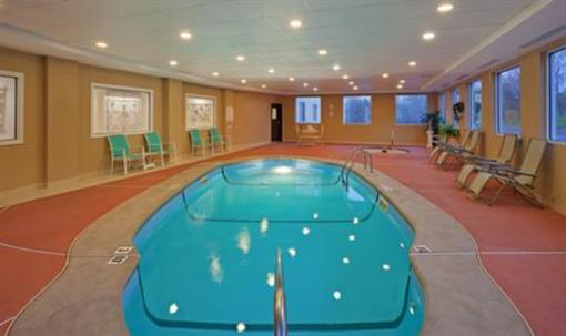 фото отеля Holiday Inn Express Swansea (Massachusetts)