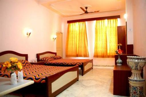 фото отеля Hotel Laxmi Niwas