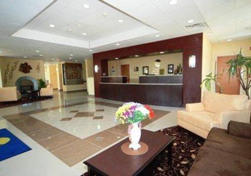 фото отеля Comfort Inn & Suites Chesapeake