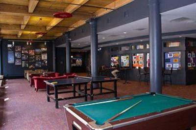 фото отеля Hostelling International Chicago Summer Hostel