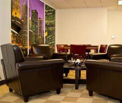 фото отеля Hostelling International Chicago Summer Hostel