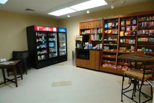 фото отеля Candlewood Suites I-10 East