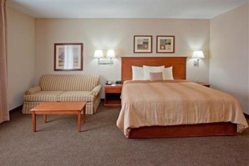 фото отеля Candlewood Suites I-10 East
