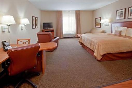 фото отеля Candlewood Suites I-10 East