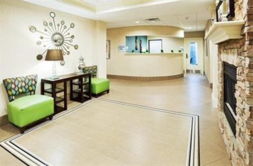 фото отеля Holiday Inn Express Hotel & Suites Smyrna-Nashville Area