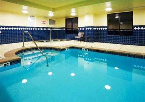 фото отеля Holiday Inn Express Hotel & Suites Smyrna-Nashville Area