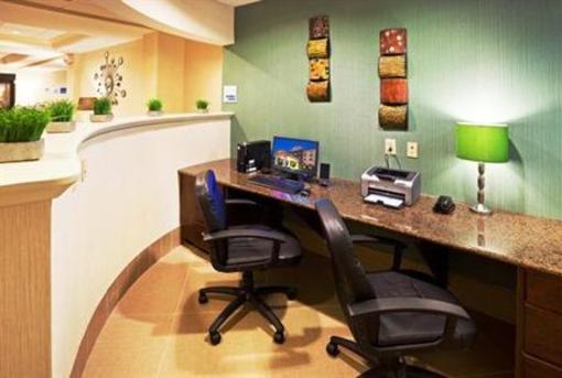 фото отеля Holiday Inn Express Hotel & Suites Smyrna-Nashville Area
