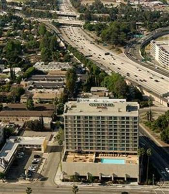 фото отеля Courtyard Los Angeles Sherman Oaks