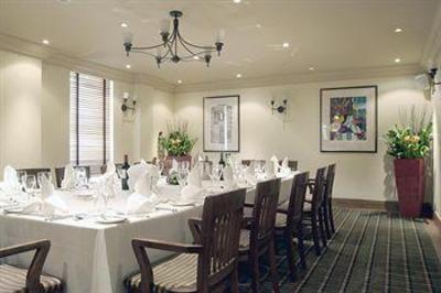 фото отеля Holiday Inn Glasgow Airport