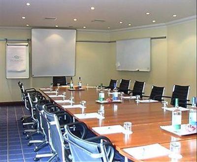 фото отеля Holiday Inn Glasgow Airport