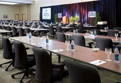 фото отеля Sheraton Midwest City Hotel
