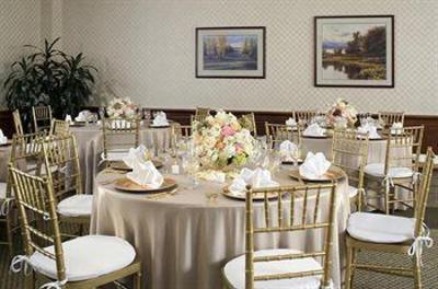 фото отеля Sheraton Midwest City Hotel