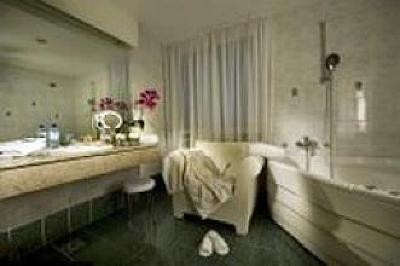 фото отеля BEST WESTERN Premier Hotel Slon