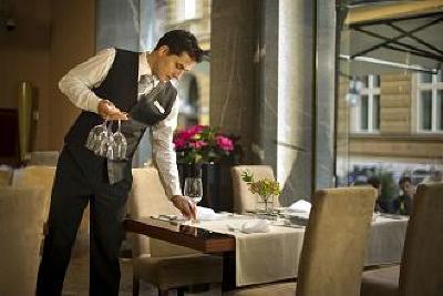 фото отеля BEST WESTERN Premier Hotel Slon