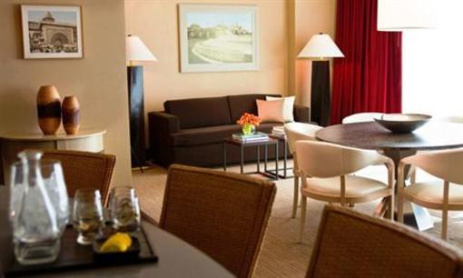 фото отеля Hotel Palomar Chicago
