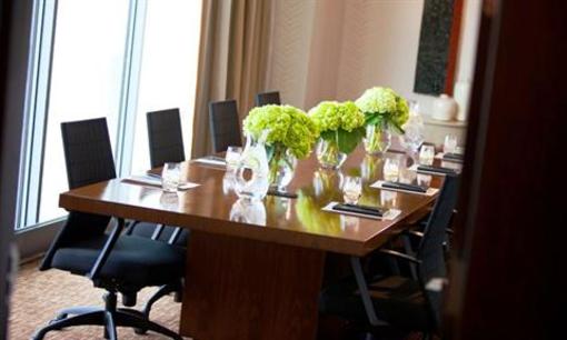 фото отеля Hotel Palomar Chicago