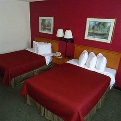 фото отеля Magnuson Grand Hotel and Conference Center