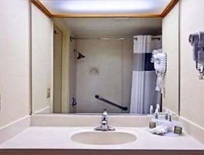 фото отеля Baymont Inn & Suites LAX Lawndale