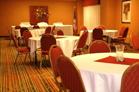 фото отеля Hampton Inn and Suites Cleveland Southeast Streetsboro