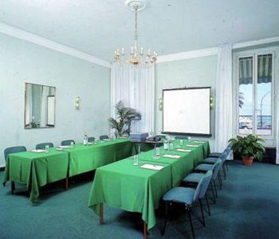 фото отеля Grand Hotel Mediterranee Genoa