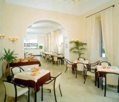 фото отеля Grand Hotel Mediterranee Genoa