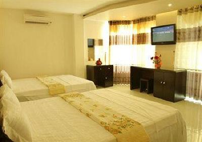 фото отеля Bach Duong Hotel