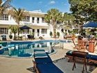 фото отеля Tradewinds Apartment Hotel