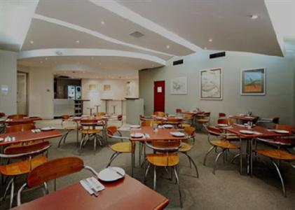 фото отеля Quality Inn Airport International