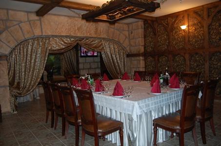 фото отеля Hotel Vyshegrad