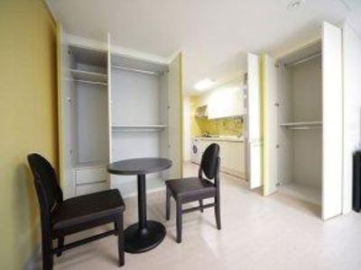 фото отеля Inn the City Serviced Residence, Nonhyeon