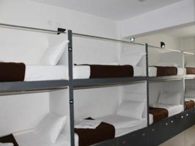 фото отеля Hotel White Parrot