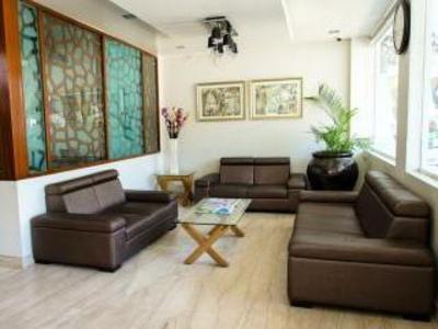 фото отеля Hotel White Parrot