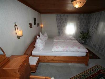 фото отеля Holiday House Lungotz