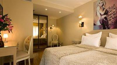 фото отеля Beausejour Montmartre Hotel Paris