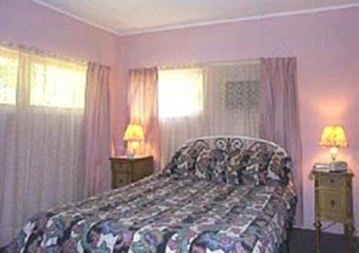 фото отеля Oakdell Motel