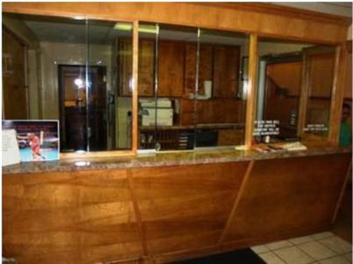 фото отеля Budget Inn Claypool Hill