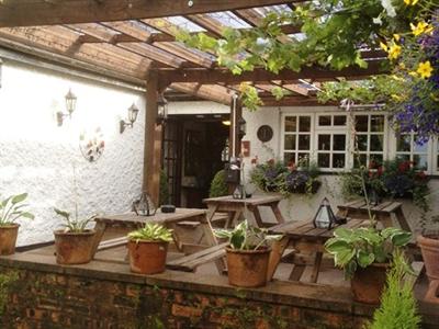 фото отеля The Swan Inn Wybunbury Nantwich
