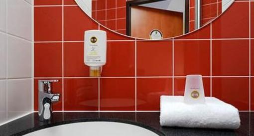 фото отеля B&B Hotel Monchengladbach