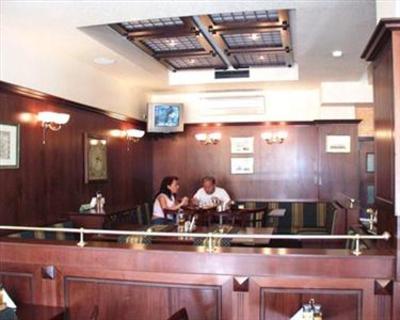 фото отеля Golden Fish Hotel