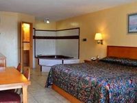 Deluxe Inn and Suites Weslaco