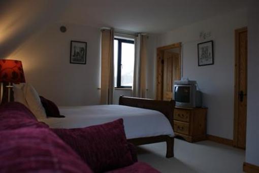 фото отеля Serenity Country Escape Bed & Breakfast Camolin Park