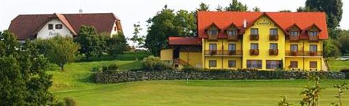 фото отеля Golfblick Hotel Garni Burgauberg-Neudauberg